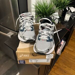 Asics gel 1130 pre owned